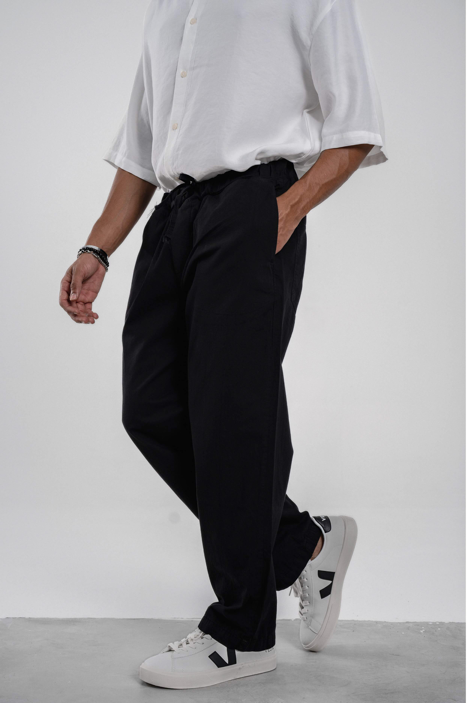 Siyah Bol Kesim Gabardin Pantolon