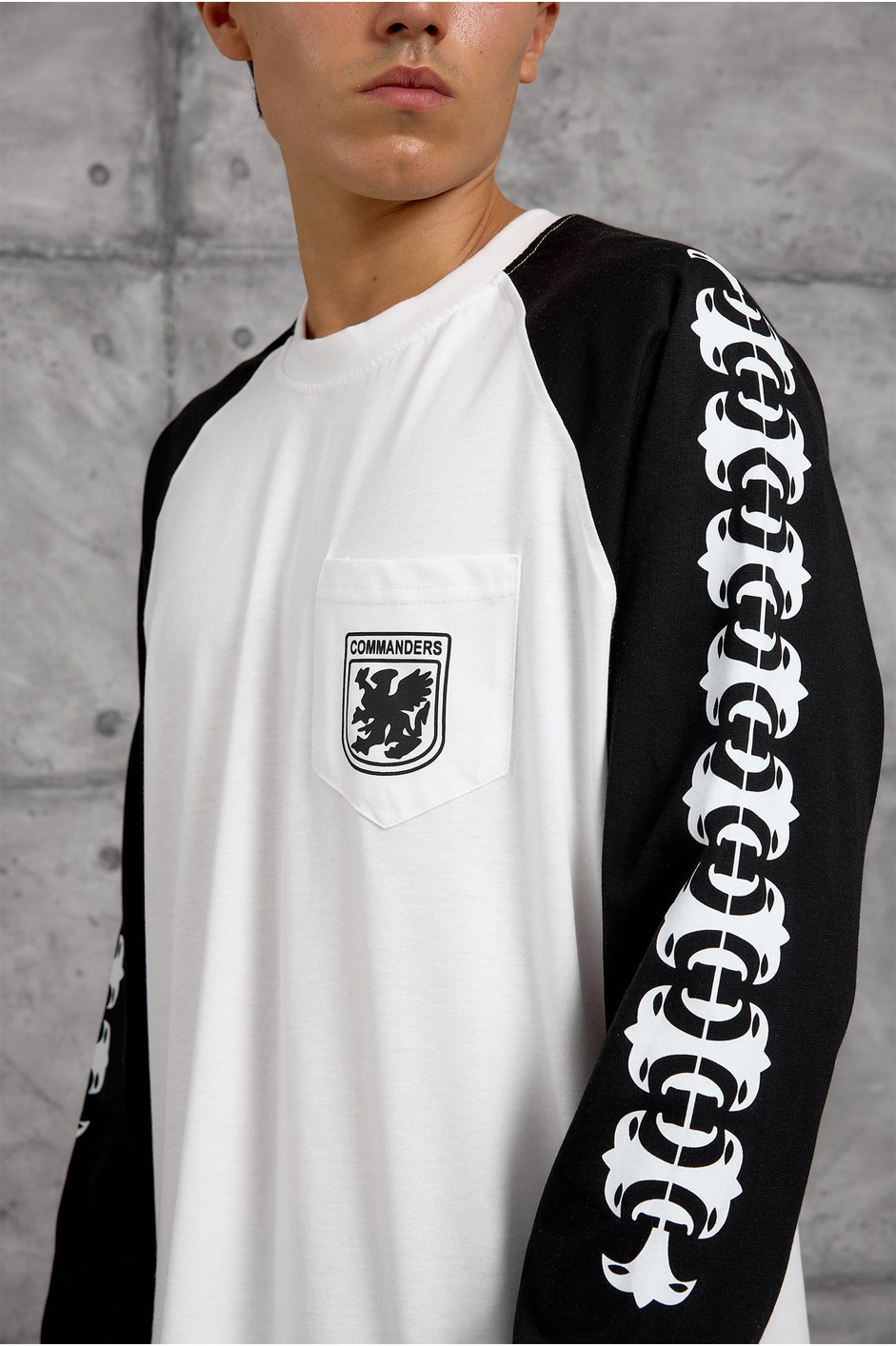 Siyah CEPLİ OVERSIZE SWEATSHIRT
