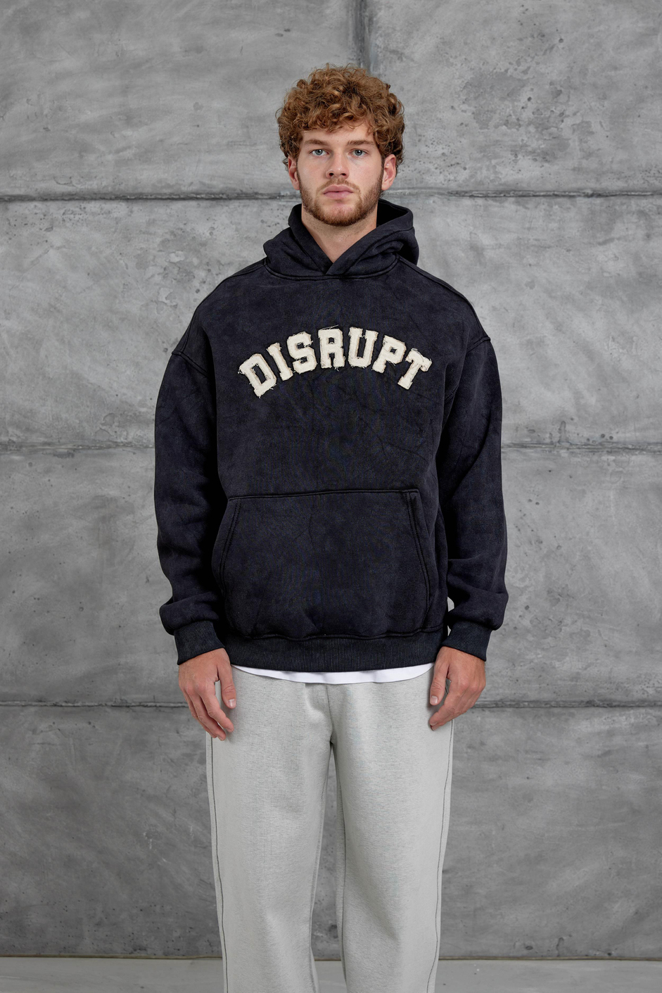 Siyah Disrupt Yazılı Şardonlu Oversize Sweatshirt