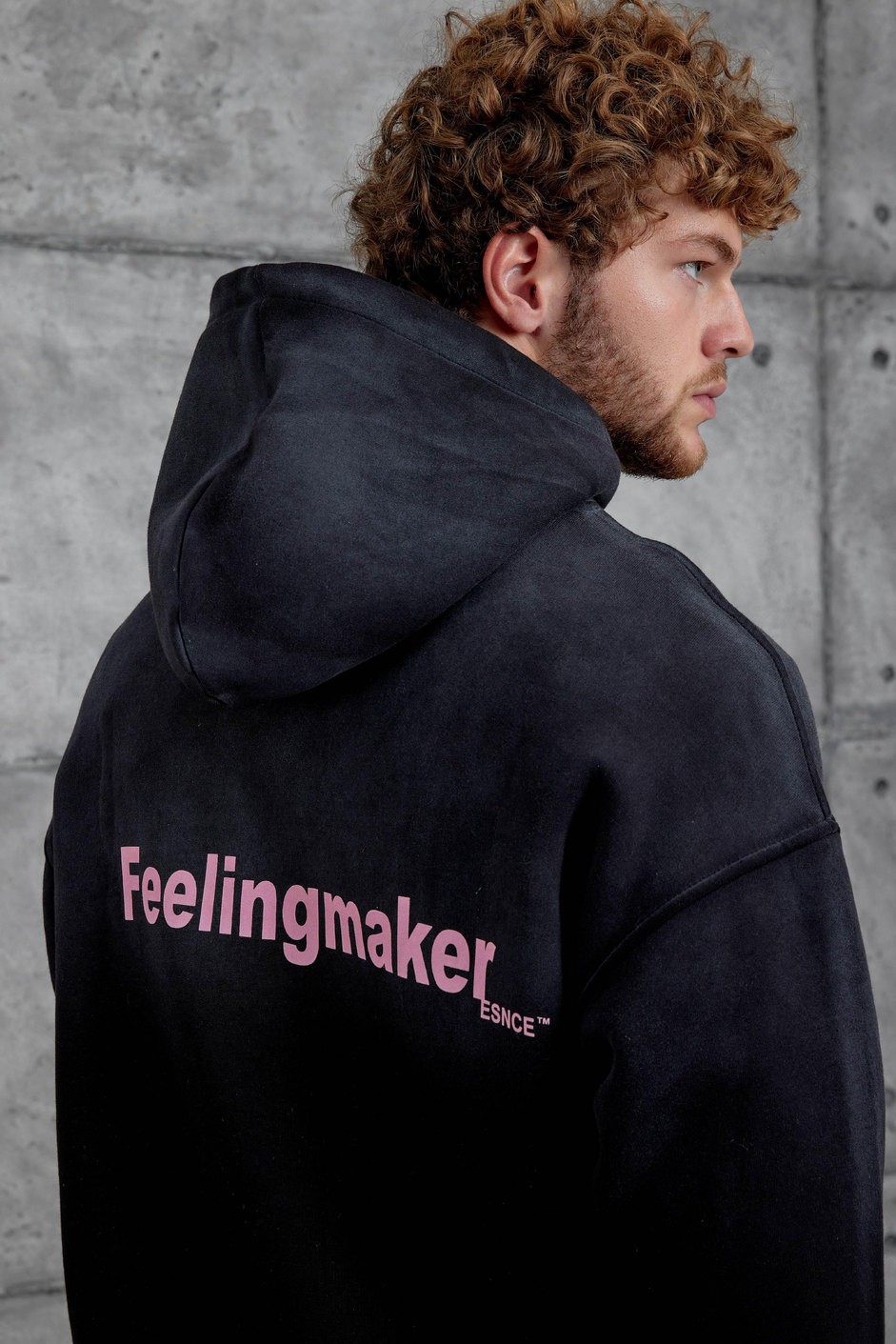 Siyah Esent Püskürtme Detaylı Oversize Sweatshirt