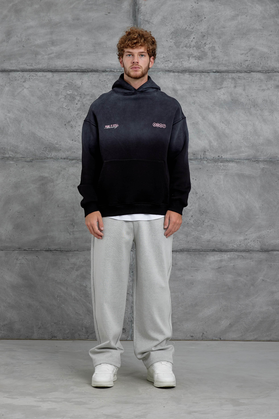 Siyah Esent Püskürtme Detaylı Oversize Sweatshirt