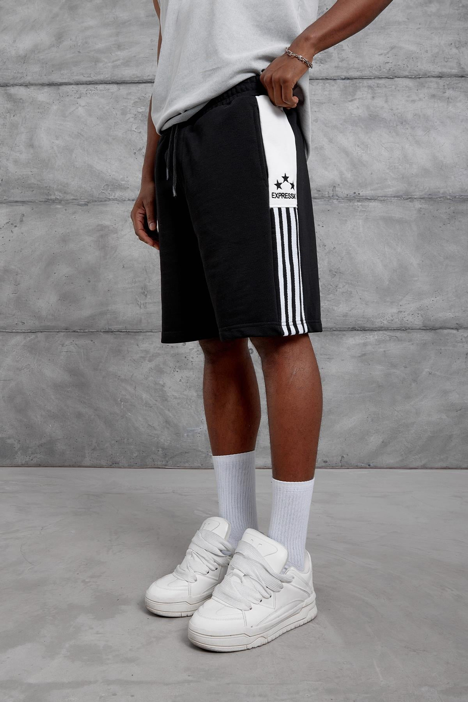 Siyah EXPRESSION NAKIŞ OVERSIZE ŞORT