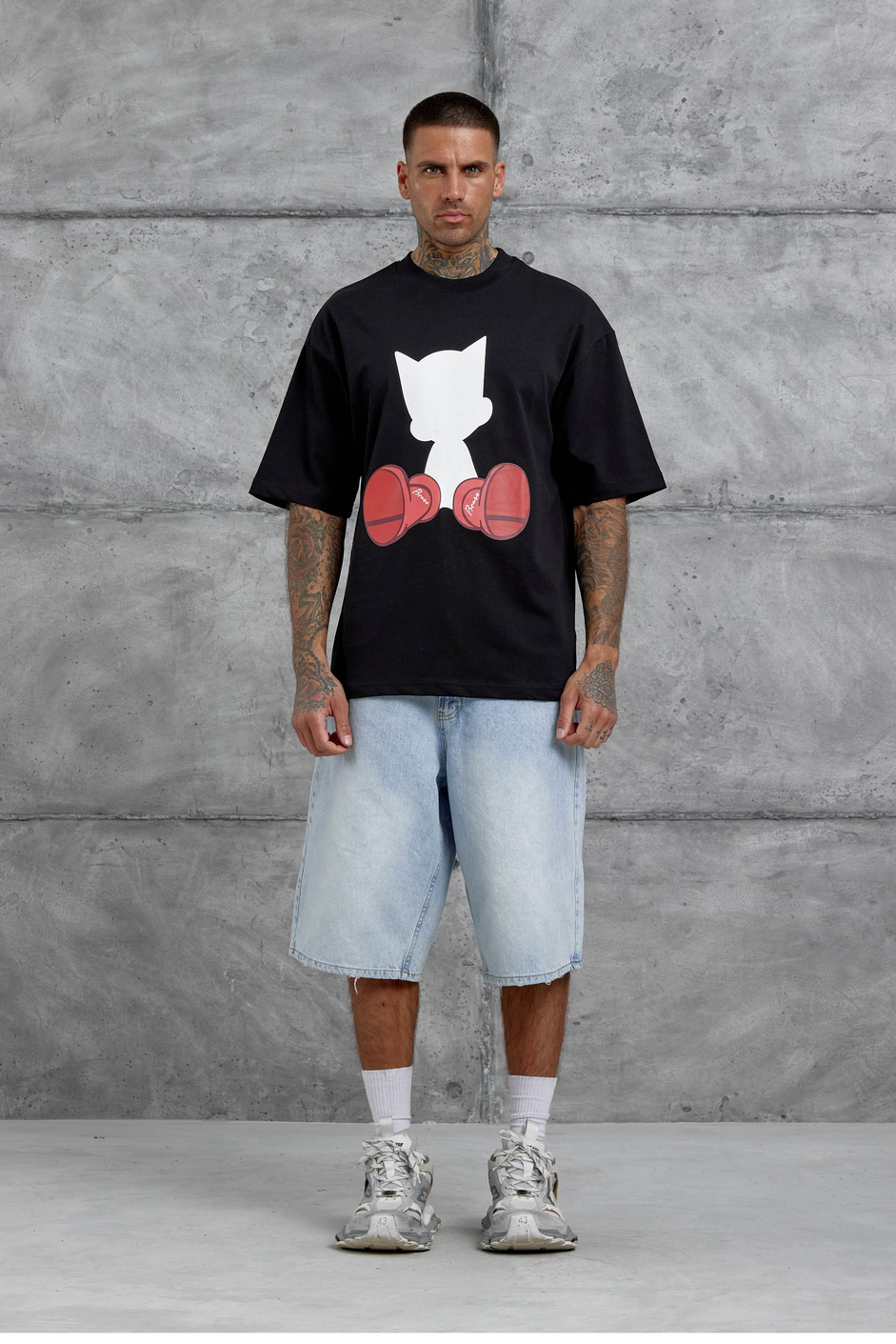 Siyah Figür Baskılı Oversize Tshirt