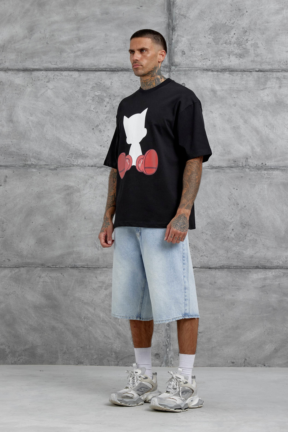 Siyah Figür Baskılı Oversize Tshirt