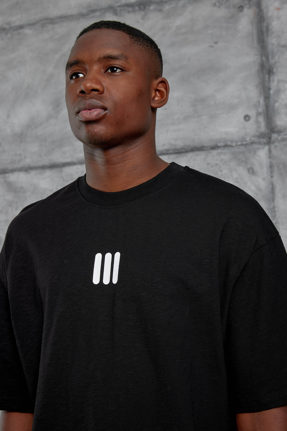 Siyah III Baskılı Flamlı Kumaş Oversize Tshirt