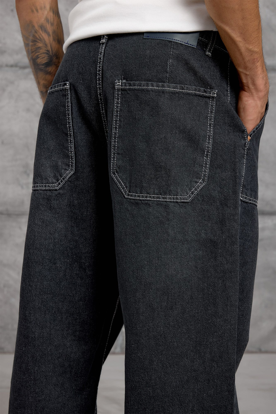 Siyah KARE CEP TAŞLAMALI BAGGY JEAN