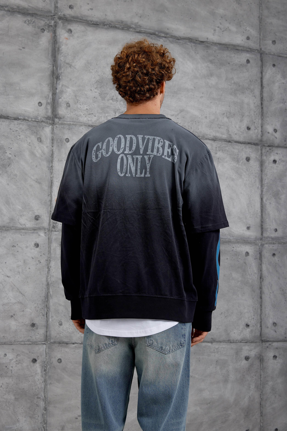 Siyah KOLU ALEV BASKILI OVERSİZE SWEATSHIRT