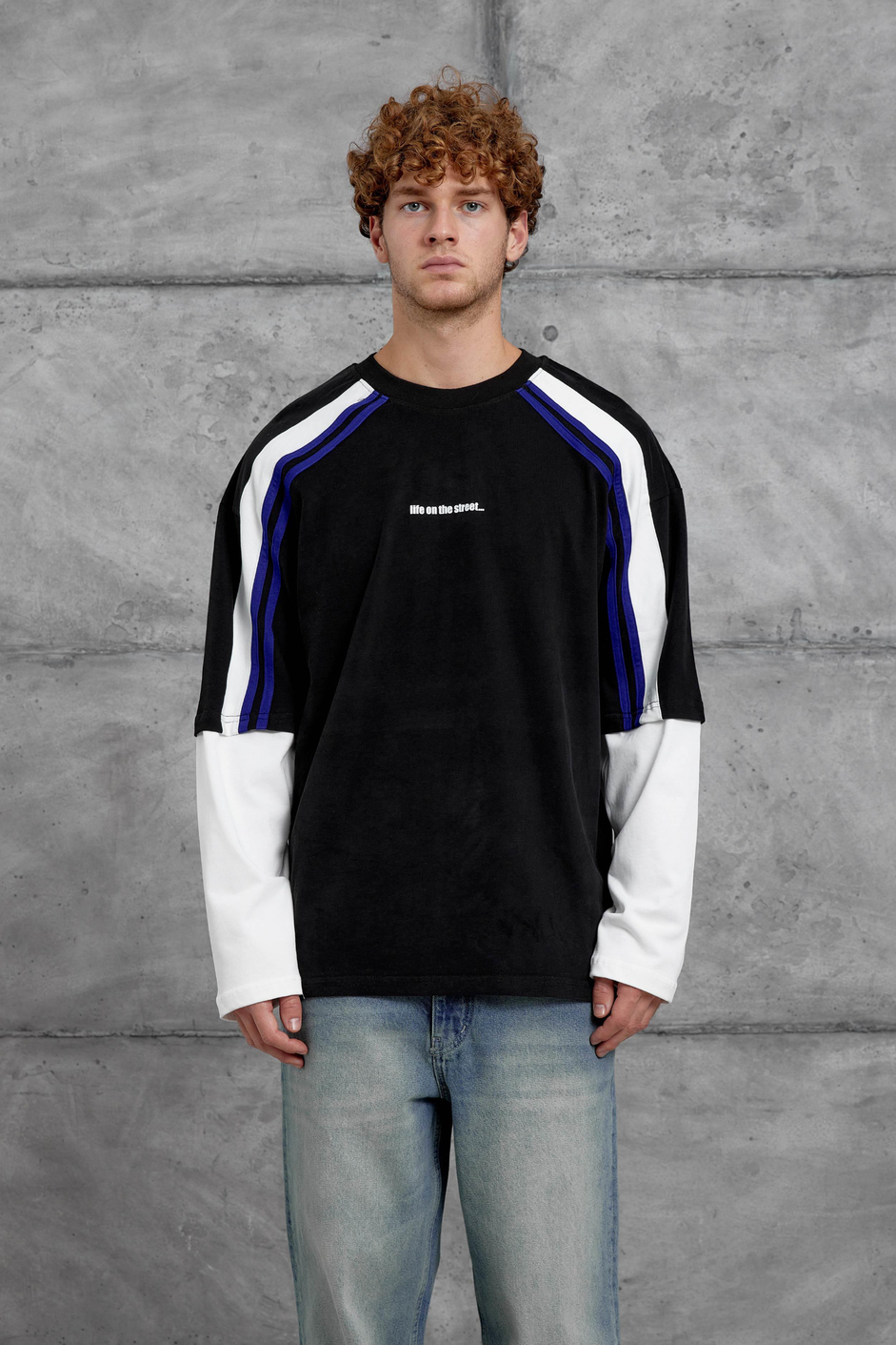 Siyah LİFE ON THE STREET PARÇA KOLLU SWEATSHİRT