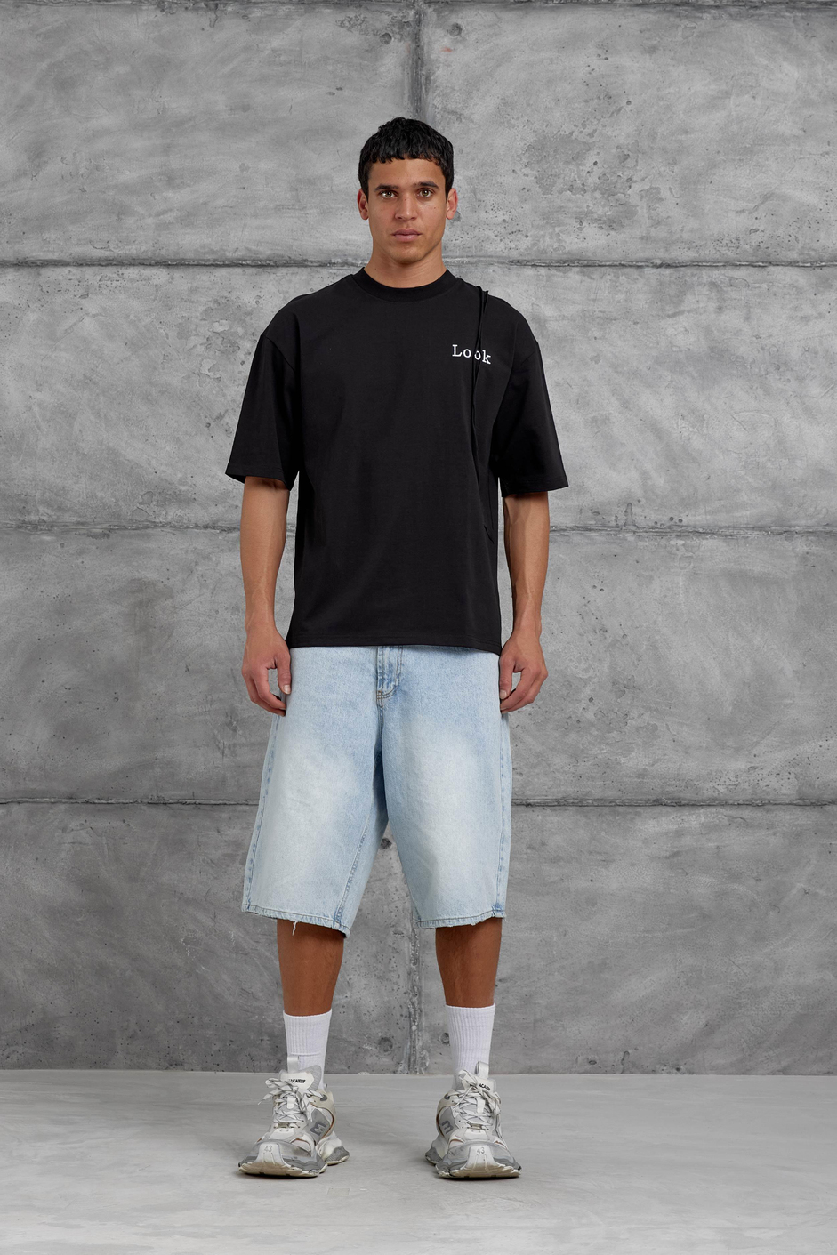 Siyah Look Yazılı Parçalı Oversize Tshirt