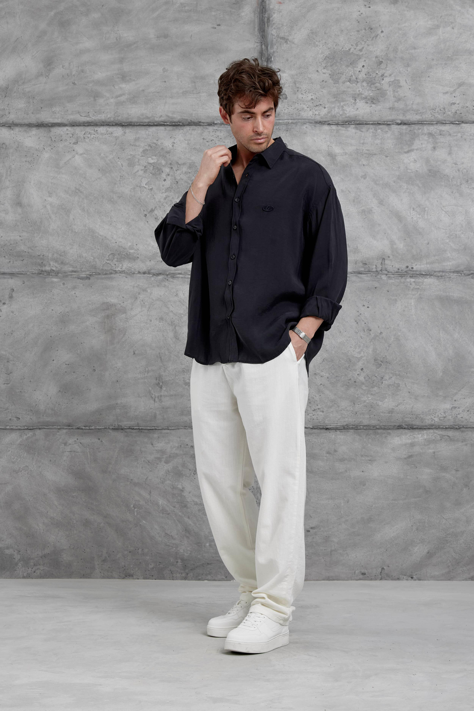 Siyah Modal Kumaş Oversize Gömlek