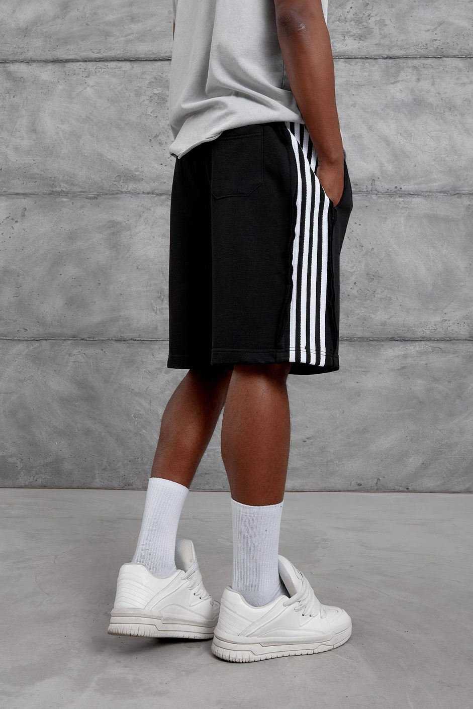 Siyah NAKIS BASKILI OVERSIZE SORT