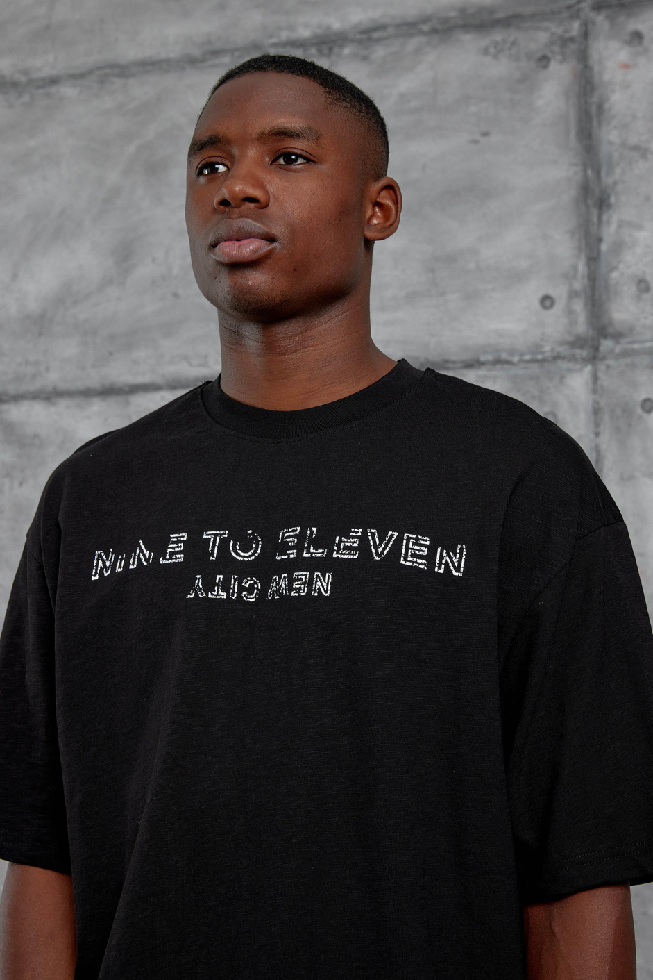 Siyah Nine To Eleven Yazılı Oversize Tshirt