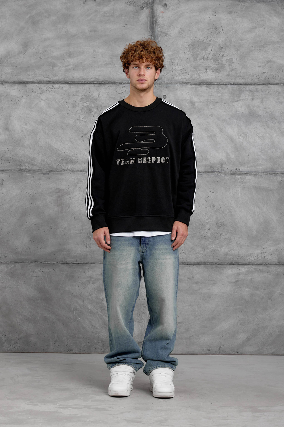 Siyah NMRC ŞERİT DETAYLI 9 NUMARA OVERSİZE SWEATSHİRT