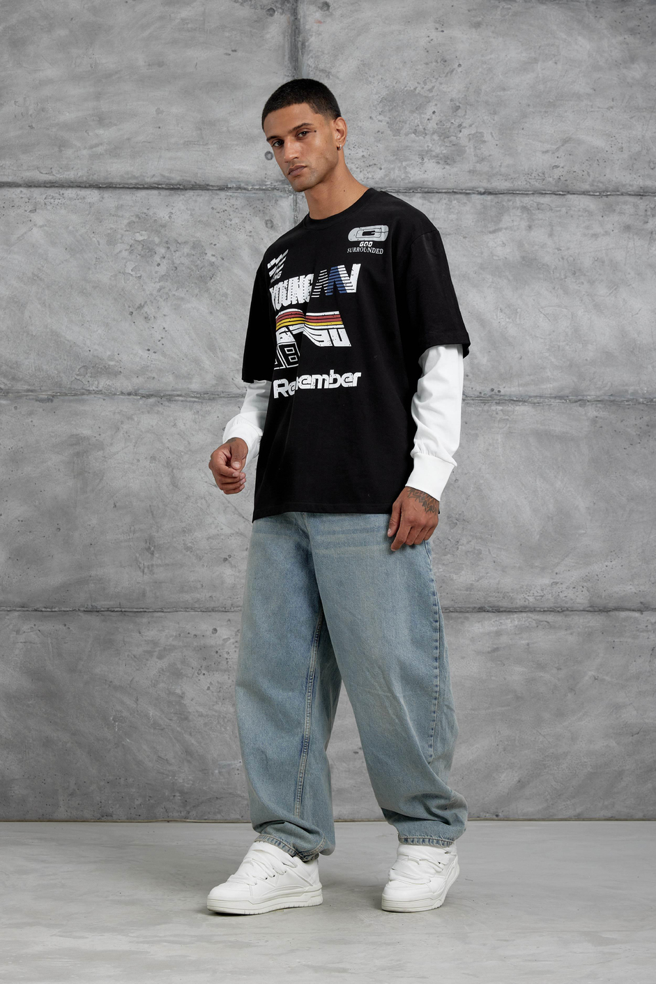 Siyah Remember Baskılı Oversize Kolu Parçalı  Minimal Tasarım Sweatshirt