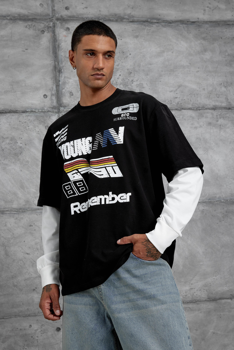 Siyah Remember Baskılı Oversize Kolu Parçalı  Minimal Tasarım Sweatshirt