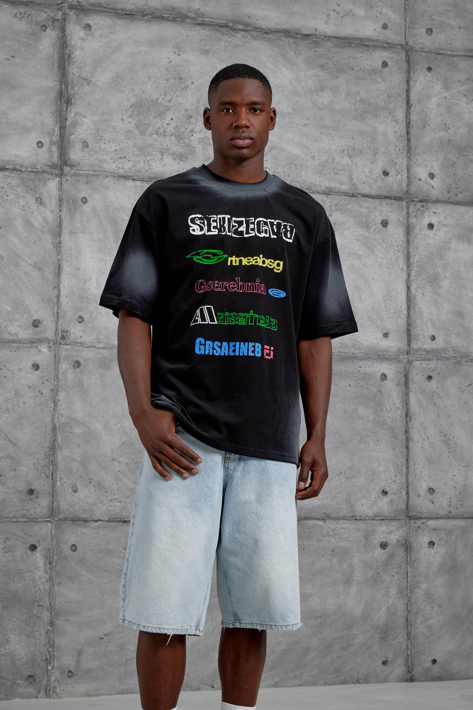 Siyah Sebizegva Baskılı Oversize Tshirt