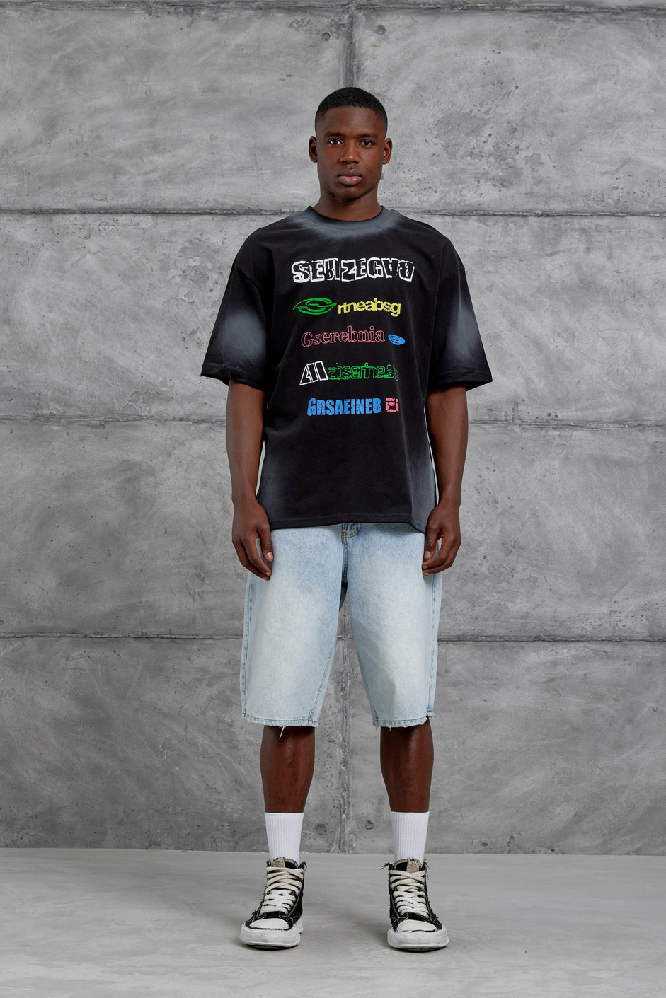 Siyah Sebizegva Baskılı Oversize Tshirt