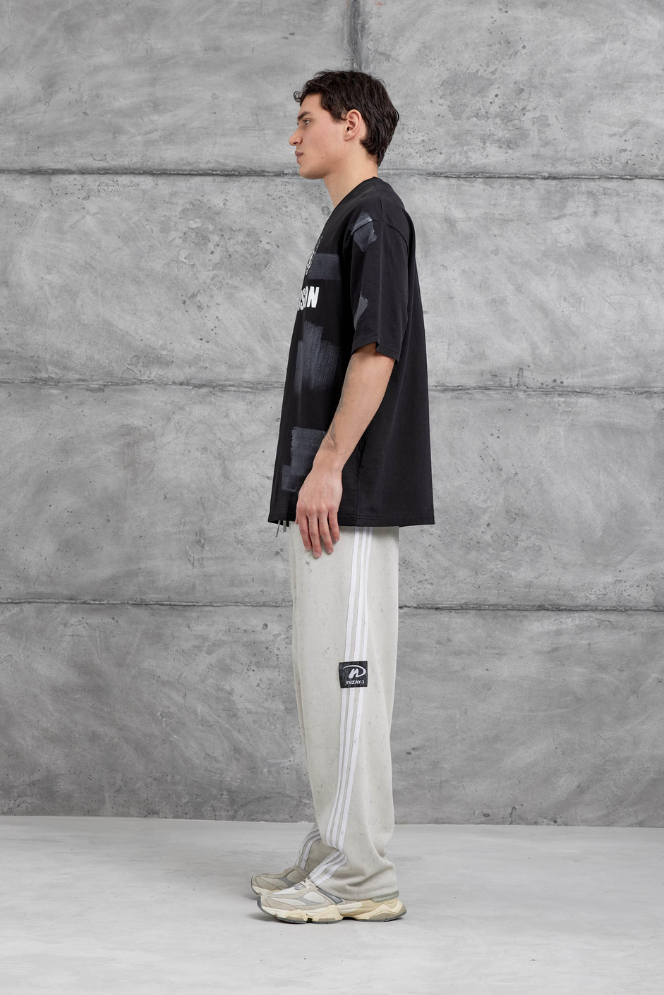 Siyah SPECTRAVİSİON DETAYLI OVERSİZE TSHIRT