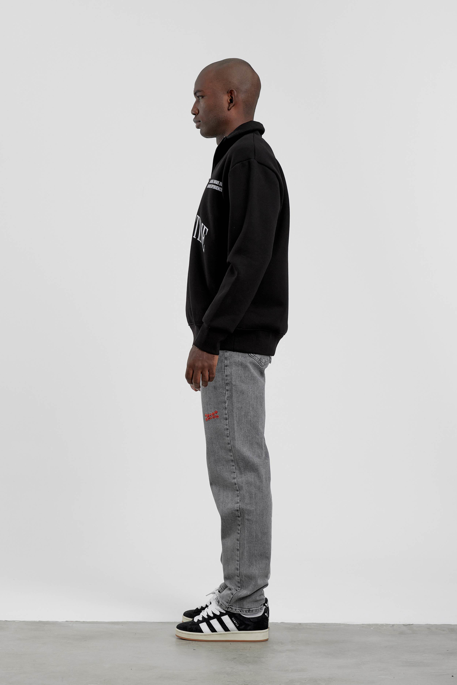 Siyah Take One's Time Yazılı Yarım Fermuarlı Sweatshirt