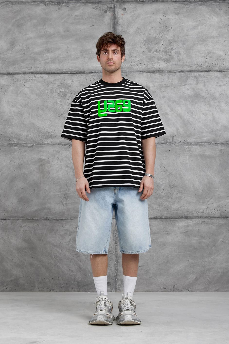 Siyah Y269 Baskılı ve Çizgili Oversize Tshirt