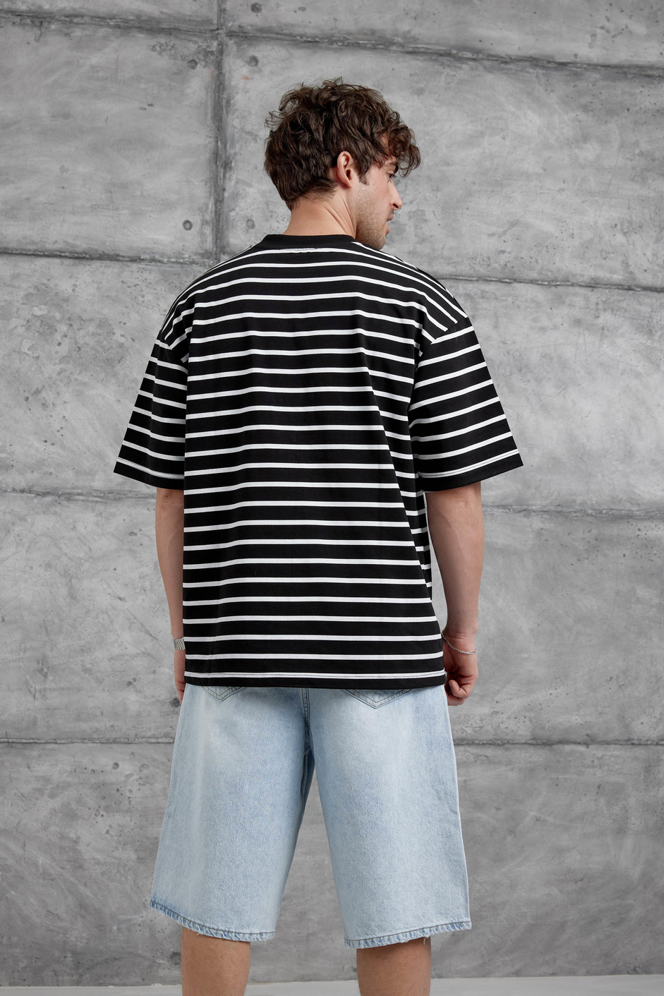 Siyah Y269 Baskılı ve Çizgili Oversize Tshirt