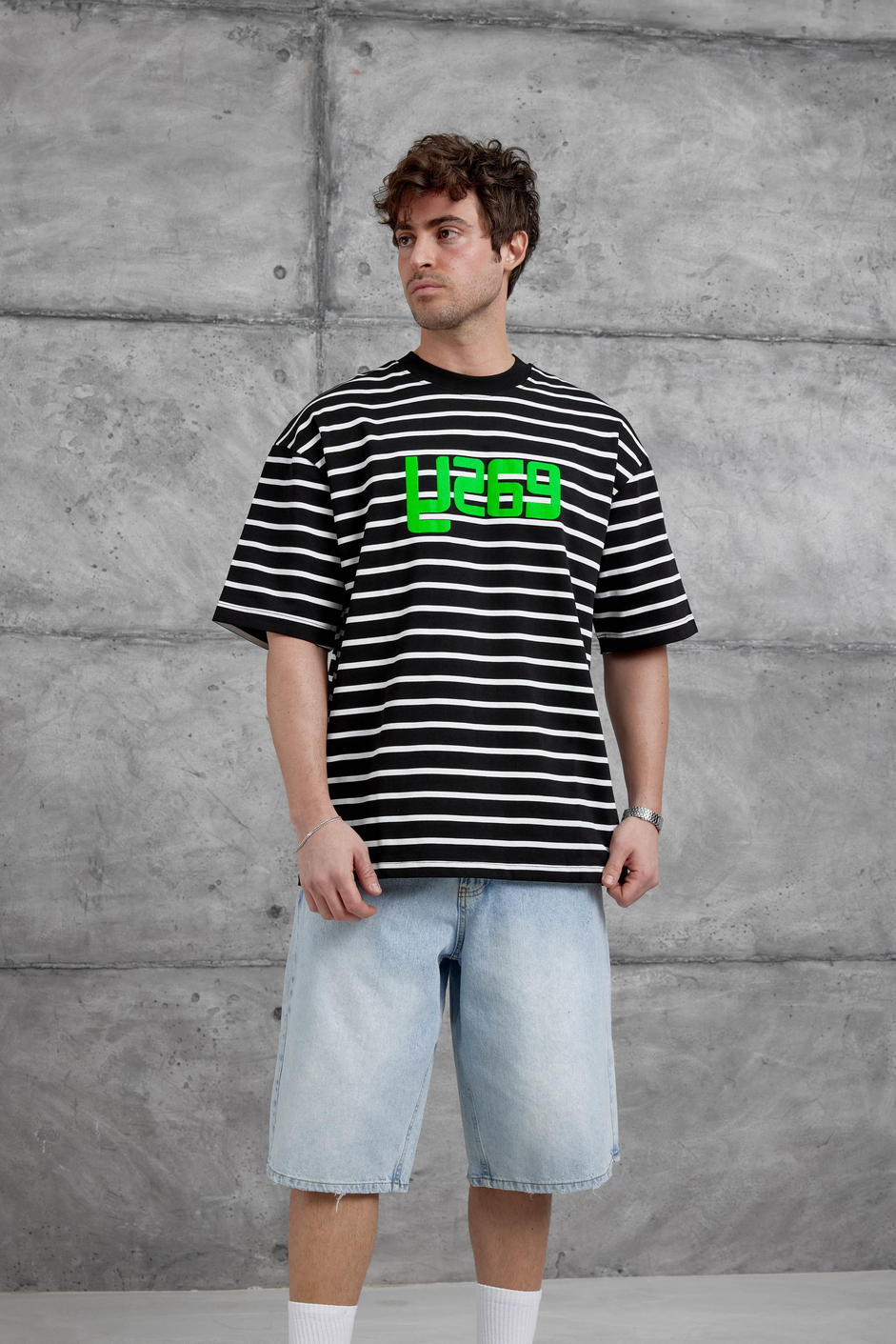 Siyah Y269 Baskılı ve Çizgili Oversize Tshirt