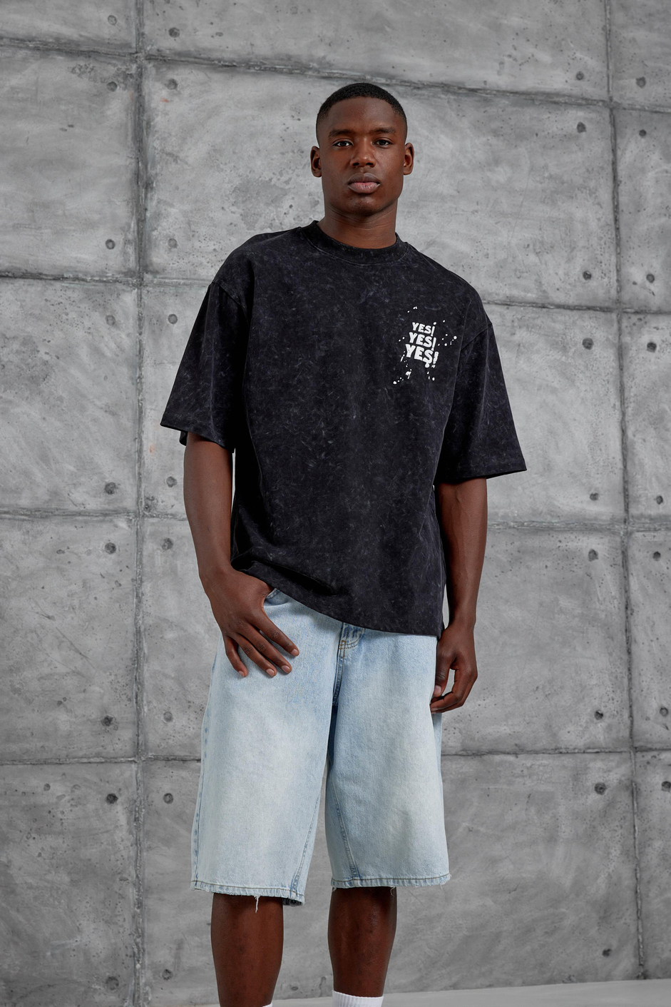 Siyah Yes Yazılı Oversize Tshirt