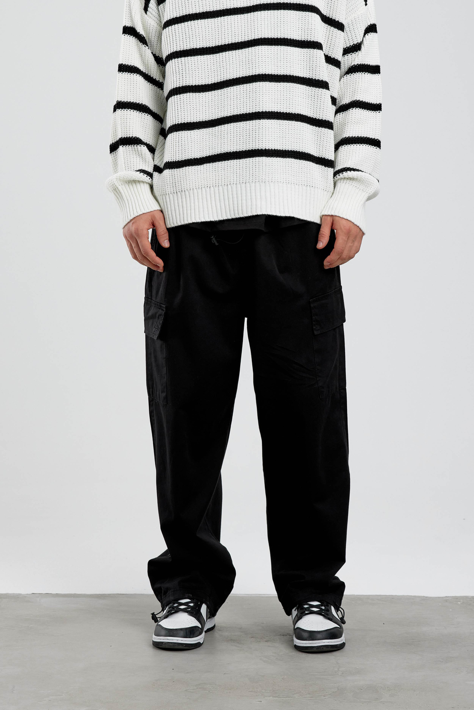 Siyah Yp Paçası Büzgülü Kargo Pantolon