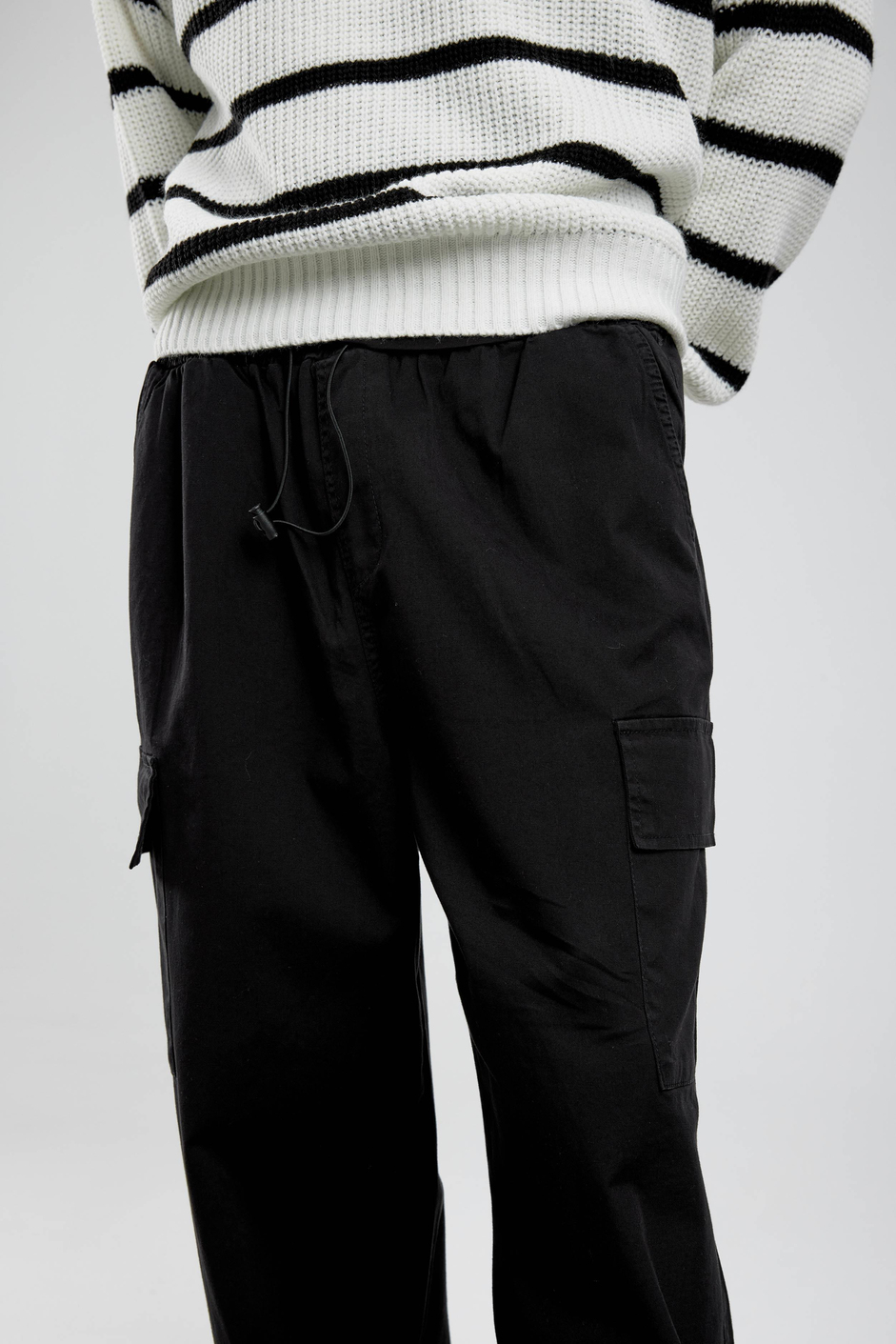 Siyah Yp Paçası Büzgülü Kargo Pantolon