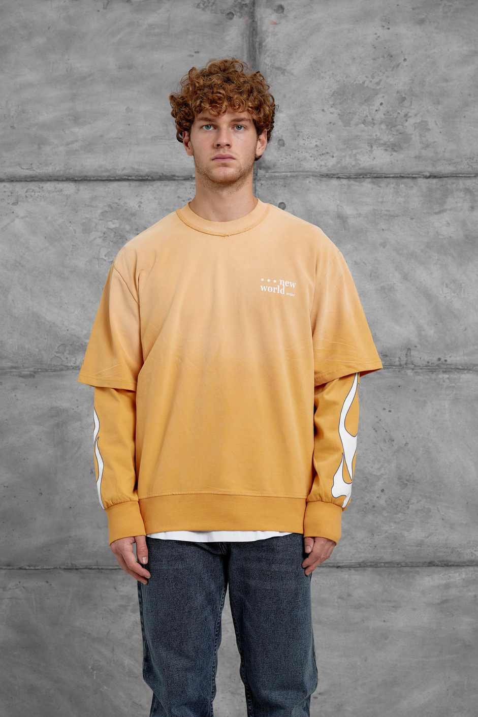 Turuncu KOLU ALEV BASKILI OVERSİZE SWEATSHIRT