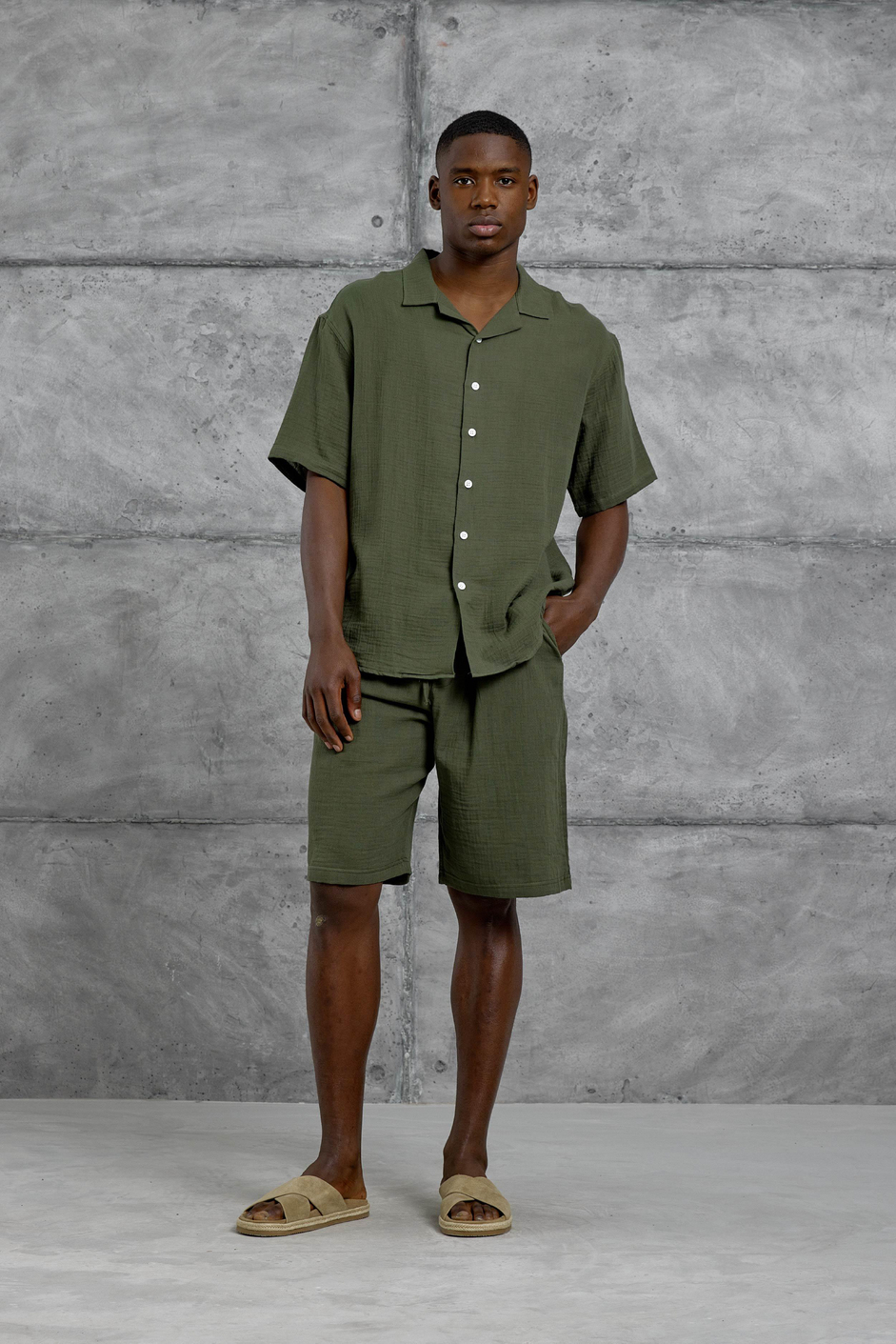 Yeşil Müslin Basic Şort