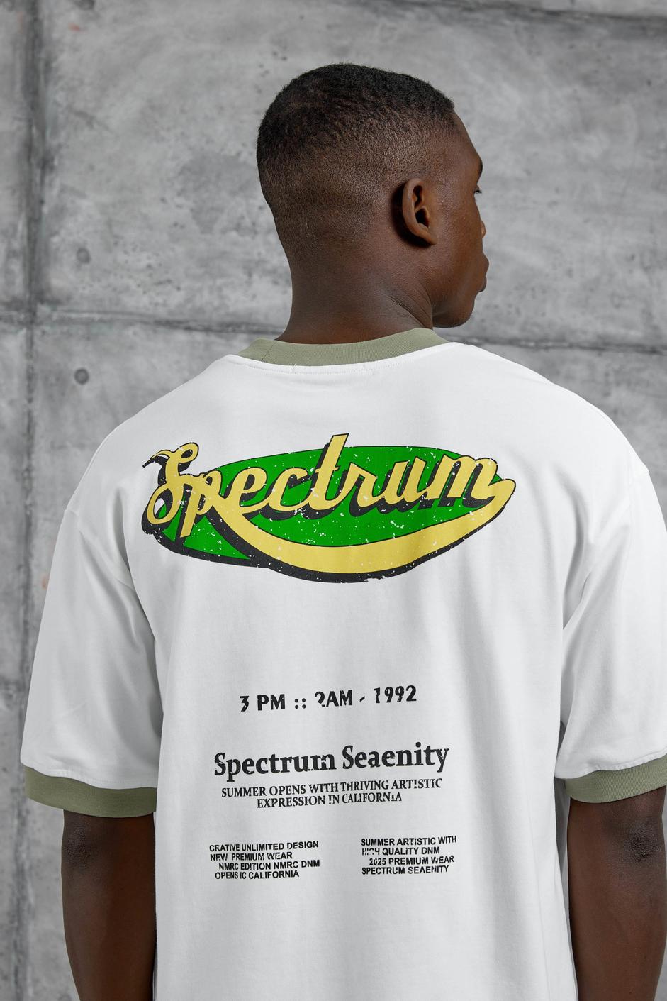 Yeşil Yakalı Spectrum Yazılı Oversize Tshirt
