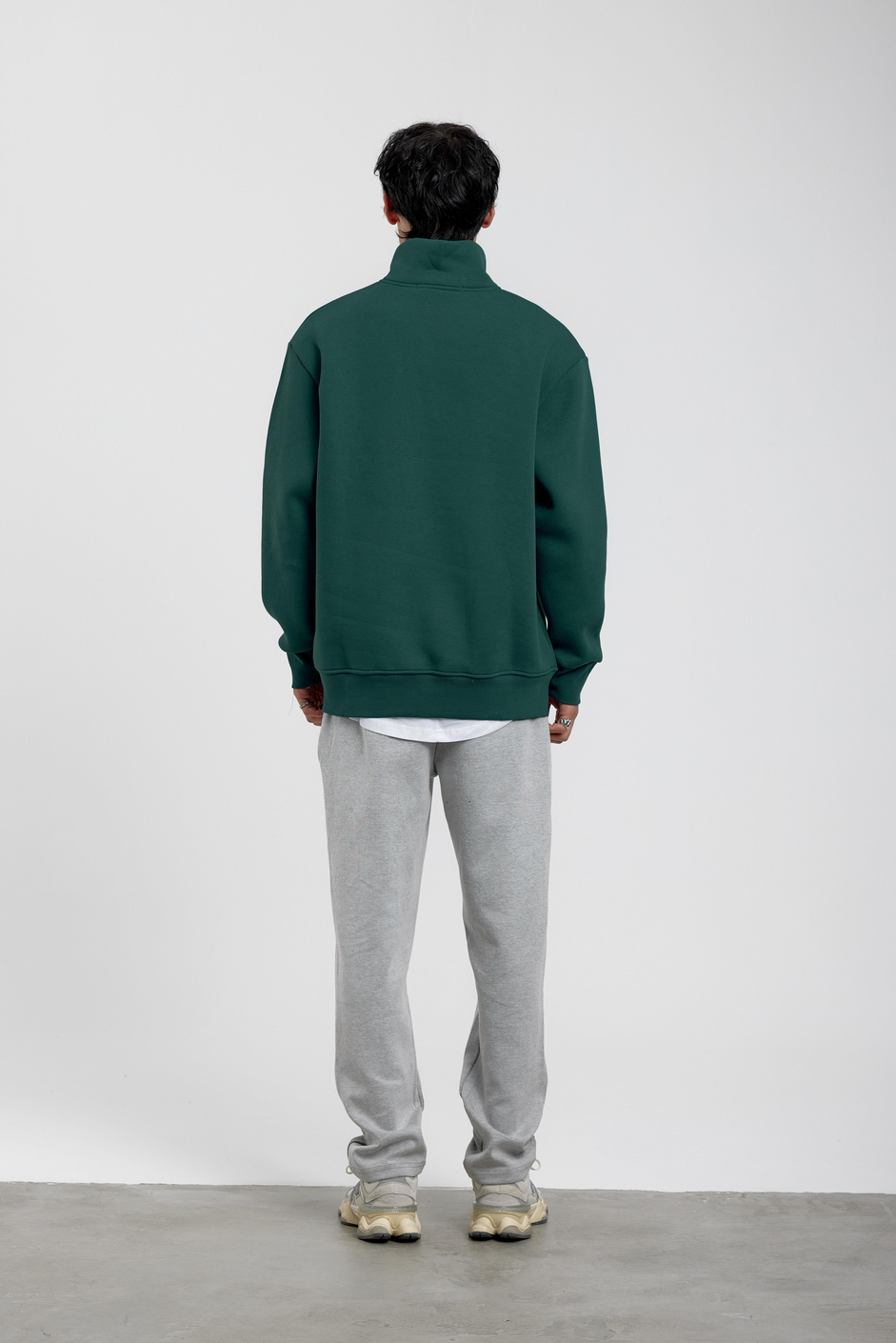 Yeşil Yakası Fermuarlı Basic Şardonlu Sweatshirt