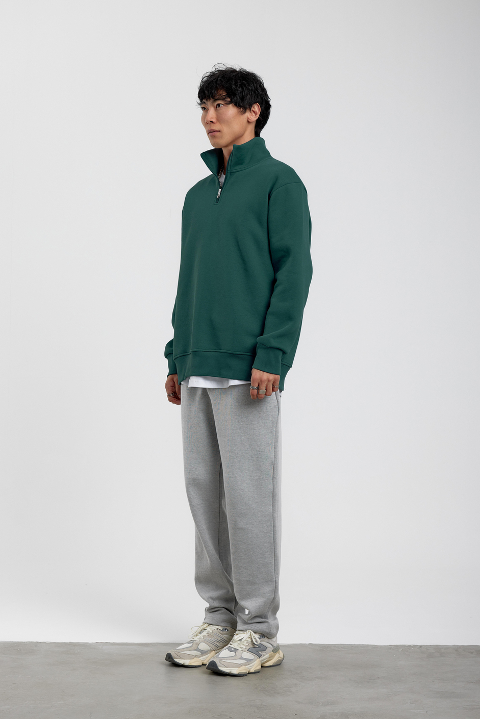Yeşil Yakası Fermuarlı Basic Şardonlu Sweatshirt