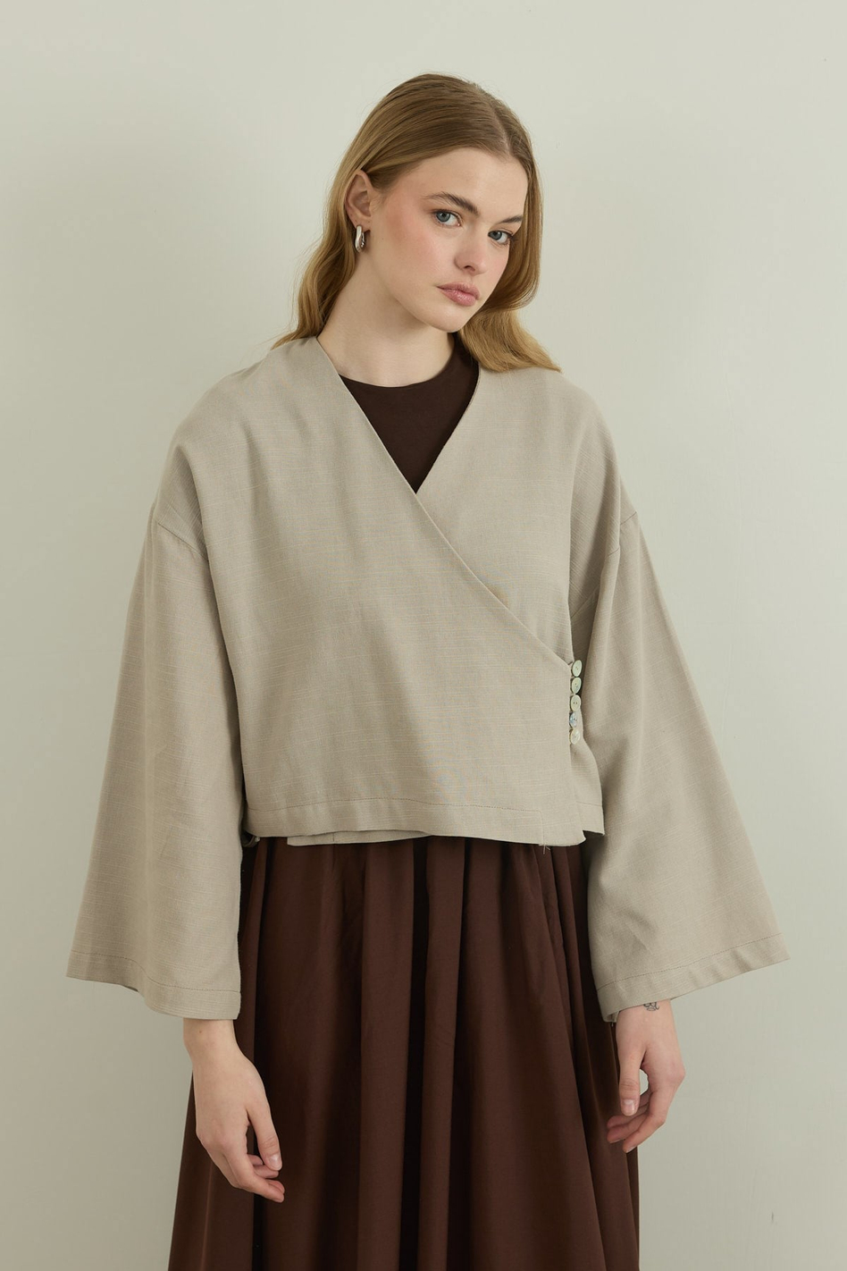 Keten Sedef Düğmeli Kimono