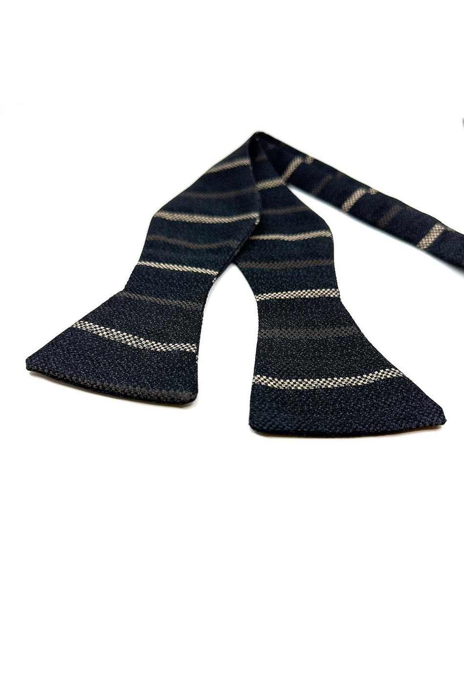 Acı Kahve Çizgi Desen Açık Papyon AP141