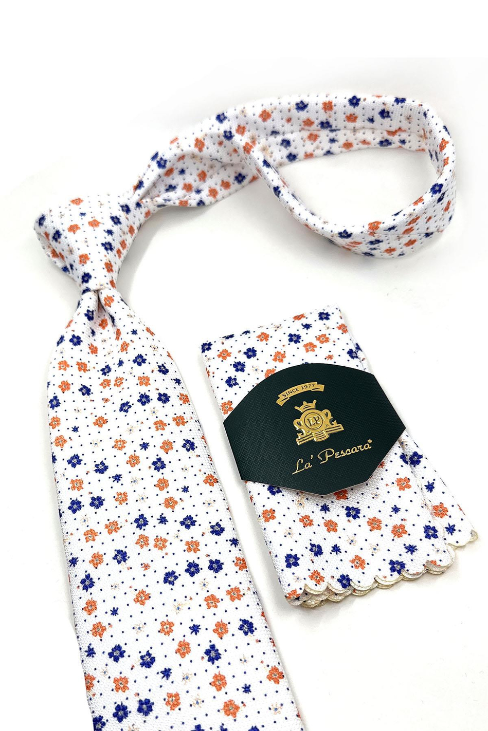 Beyaz Çiçek Desen Mendilli Klasik Kravat KK11443