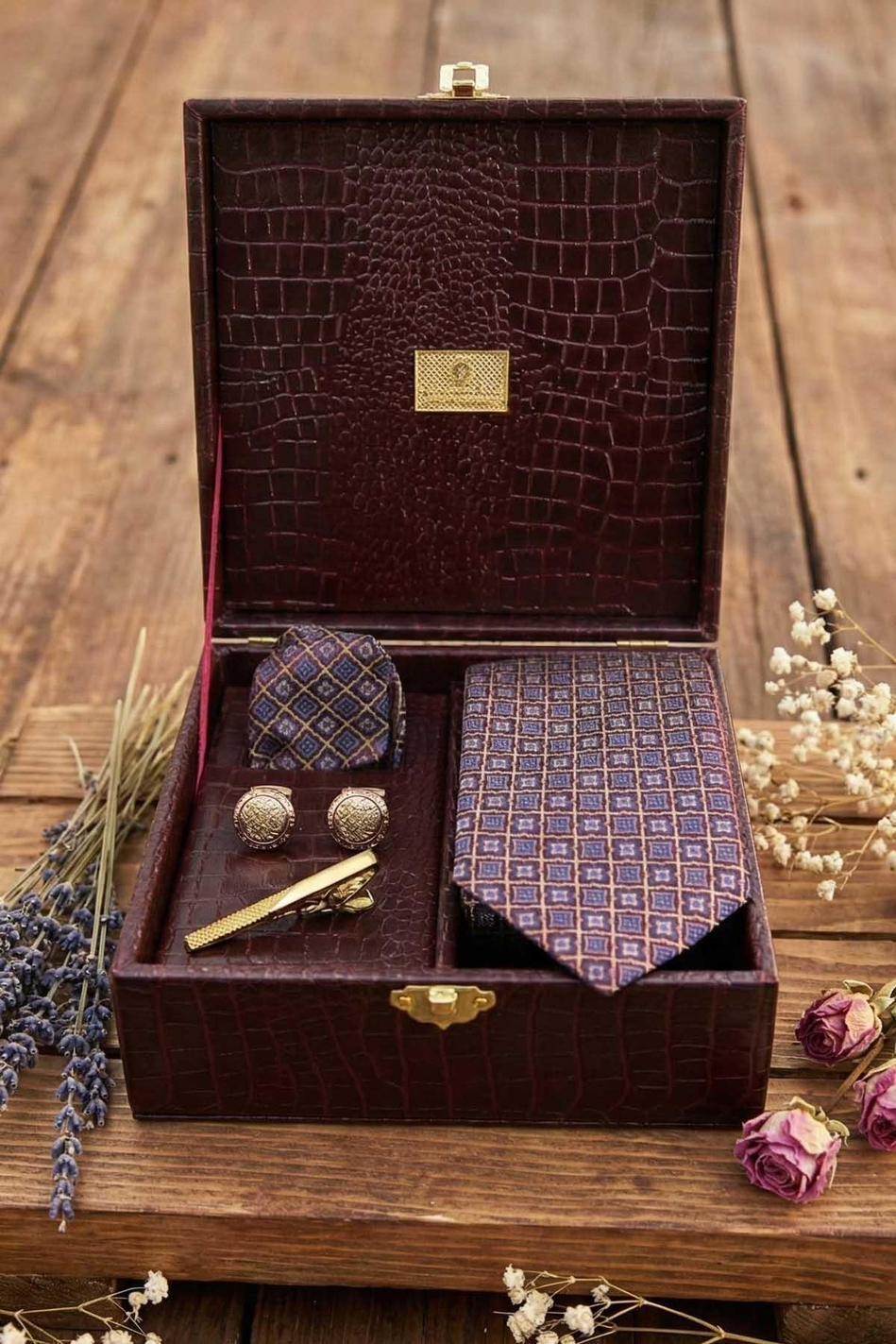 Bordo Erkek Hediye Kutusu - Kravat Kol Düğmesi Kravat İğnesi KMK115