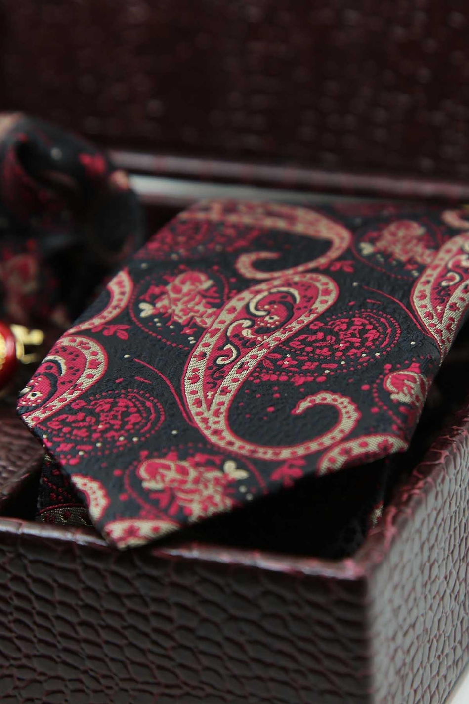 Bordo Erkek Hediye Kutusu - Mendilli Kravat Kol Düğmesi Kravat İğnesi KMK108