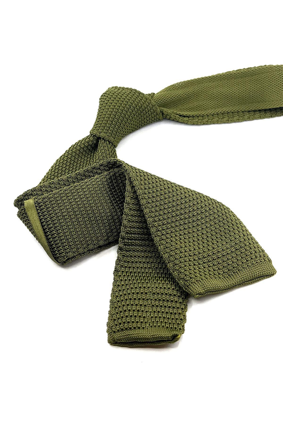 Haki Yeşili Düz Örgü Kravat ÖR8334
