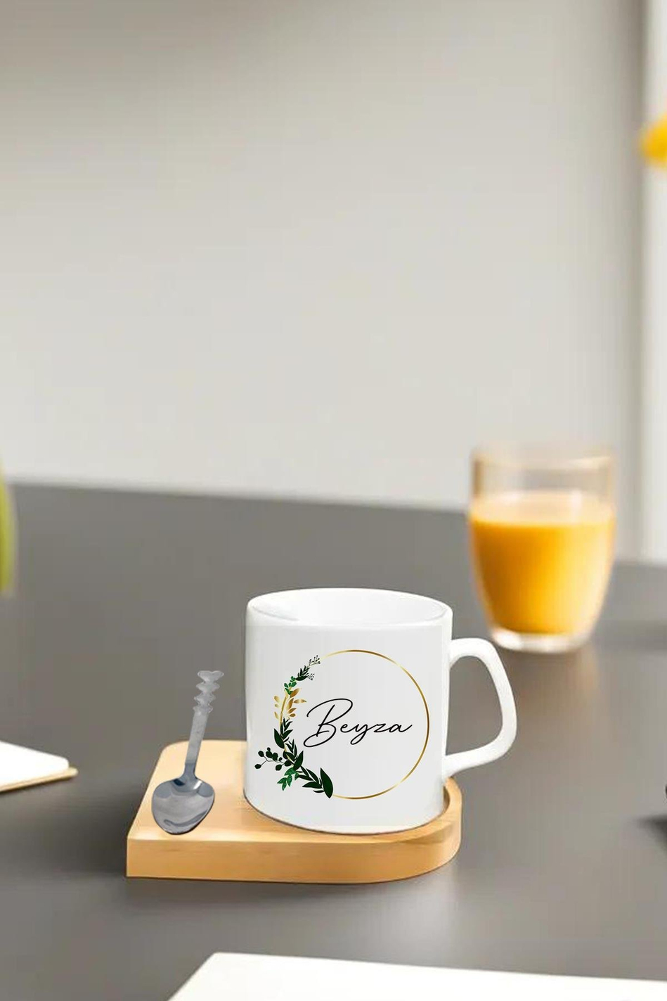 İsme Özel Desenli Ahşap Altlıklı Kahve Fincanı KSL06