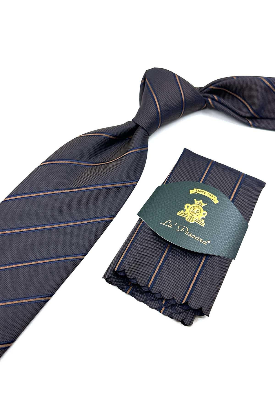 Kahverengi Çizgi Desen Mendilli Klasik Kravat KK12528