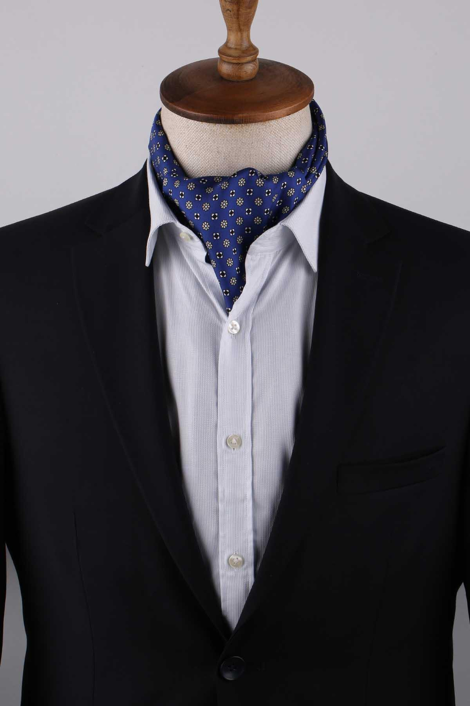 Küçük Desen Mavi İtalyan İpek Ascot Kravat SAC09