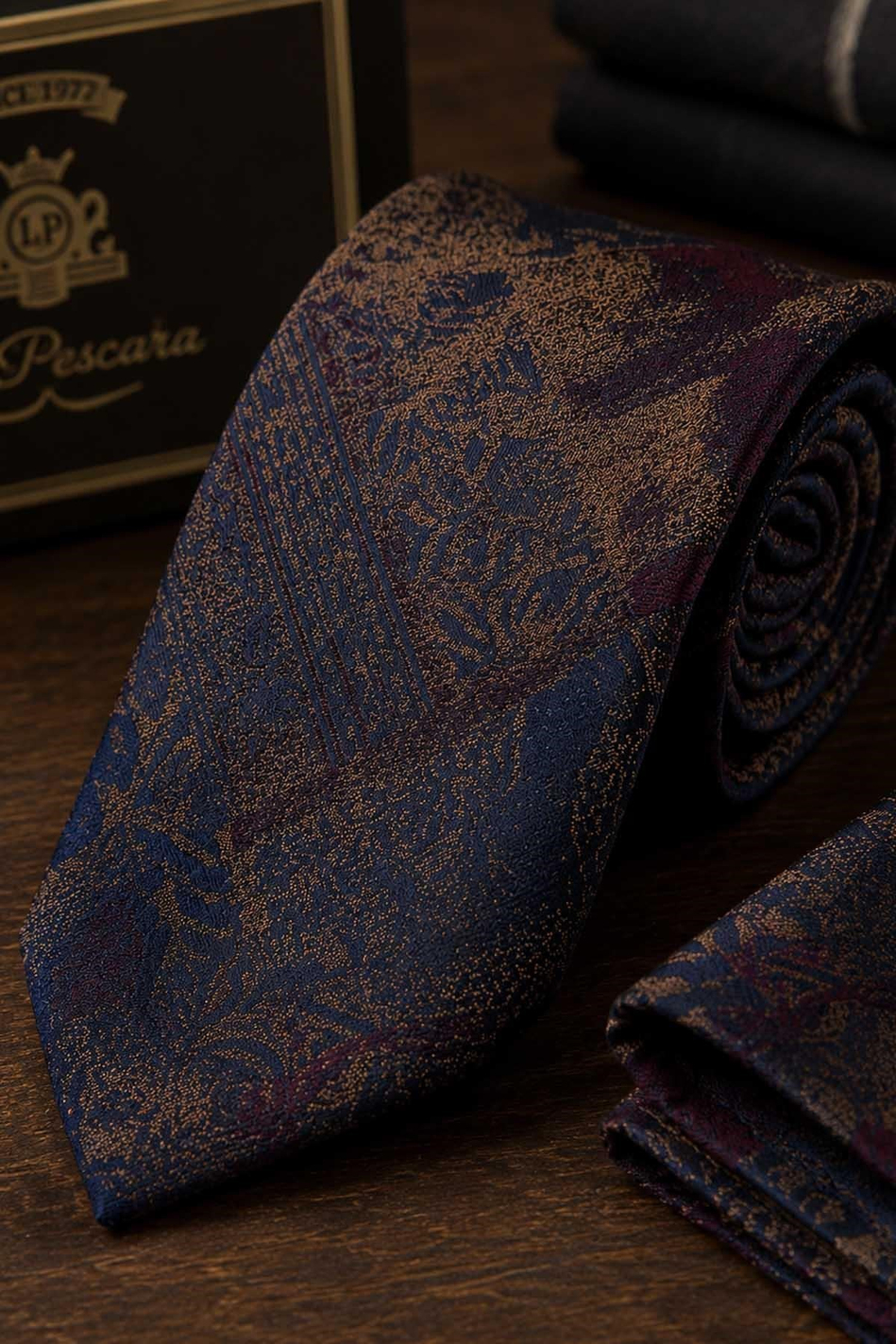 Lacivert Bordo Gold Motif Desen Mendilli Klasik Kravat KK13966