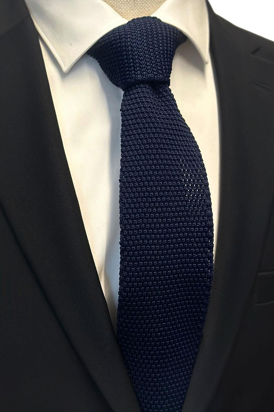Lacivert Düz Üçgen Örgü Kravat ÖR8321