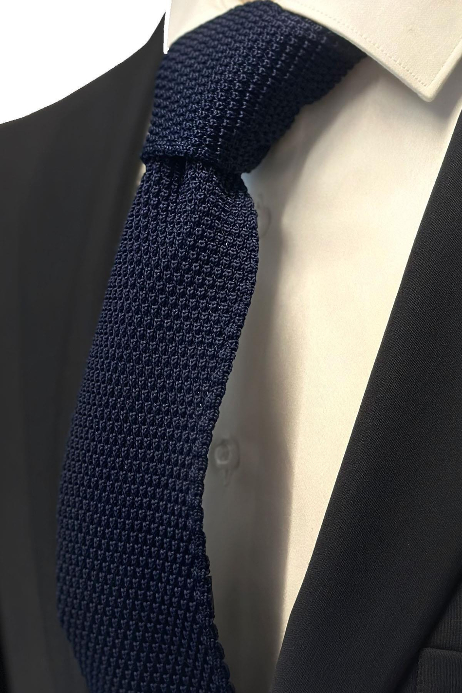Lacivert Düz Üçgen Örgü Kravat ÖR8321