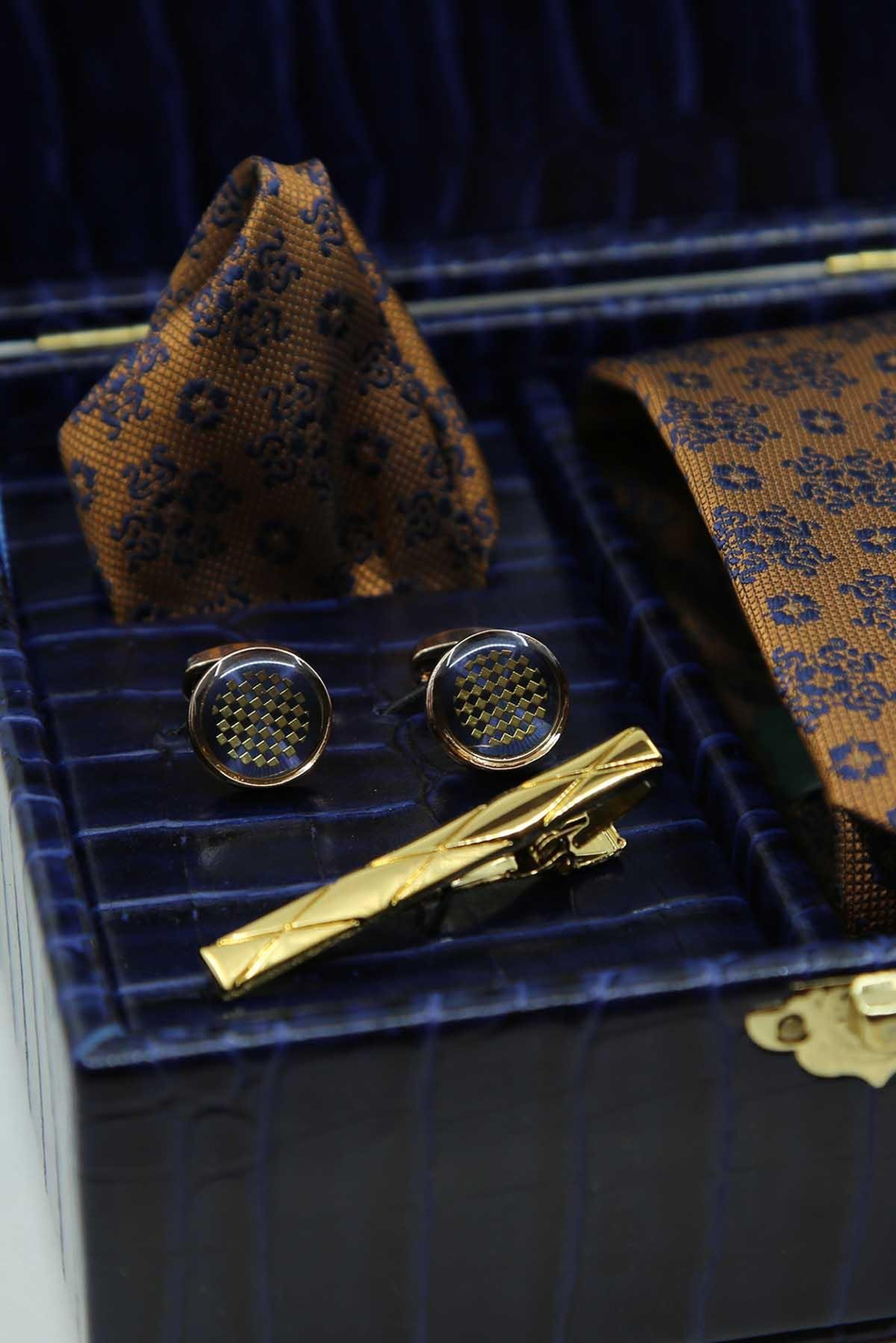 Lacivert Erkek Hediye Kutusu - Mendilli Kravat Kol Düğmesi Kravat İğnesi KMK112