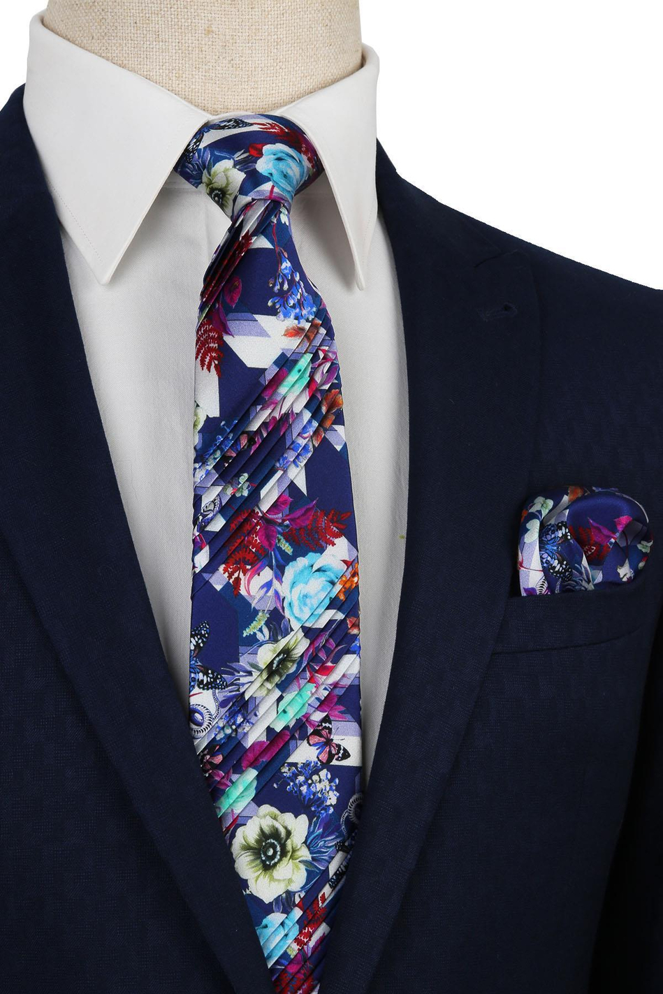 Mavi Çiçek Desen Piliseli İpek Kravat EST118