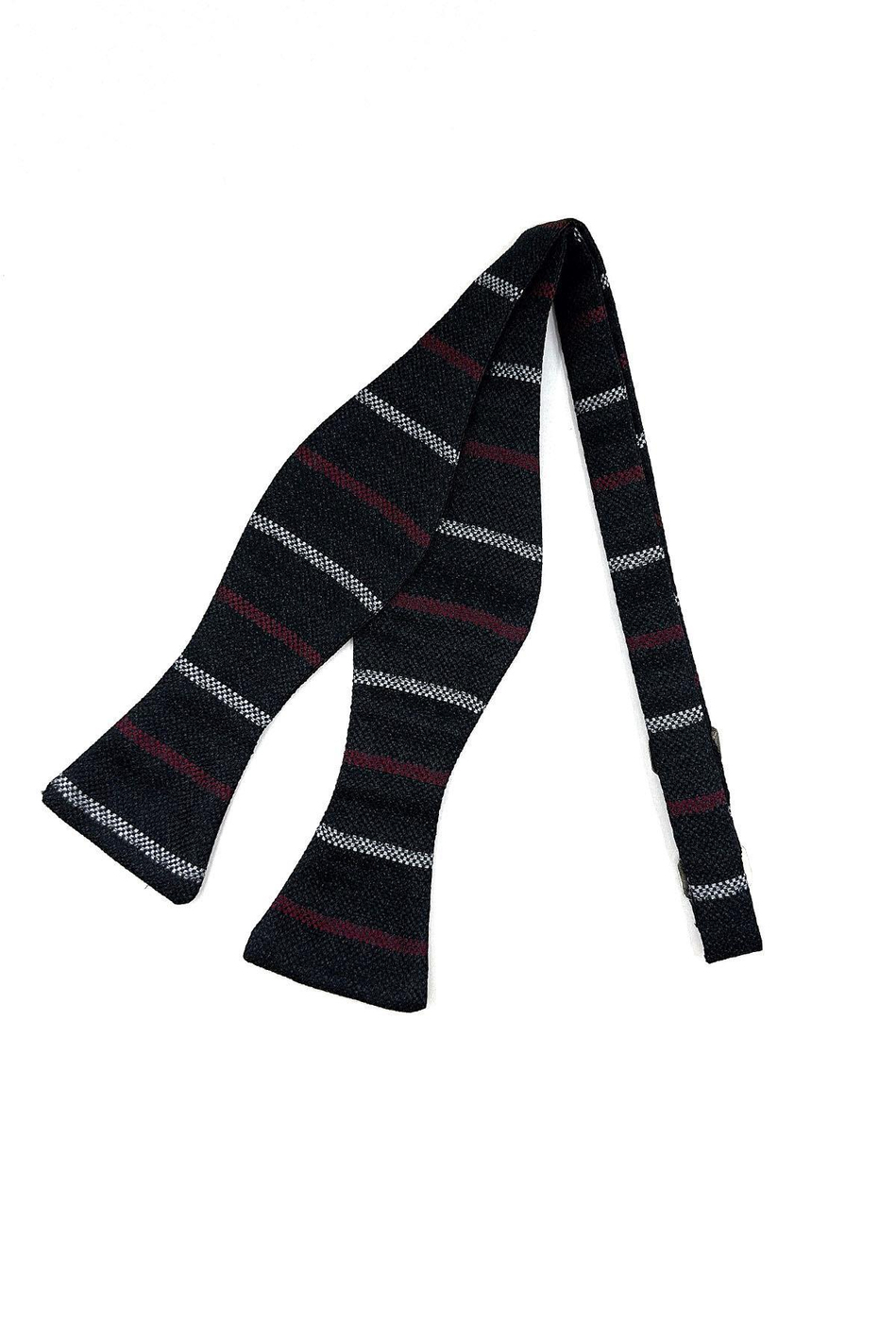 Siyah Çizgi Desen Açık Papyon AP138