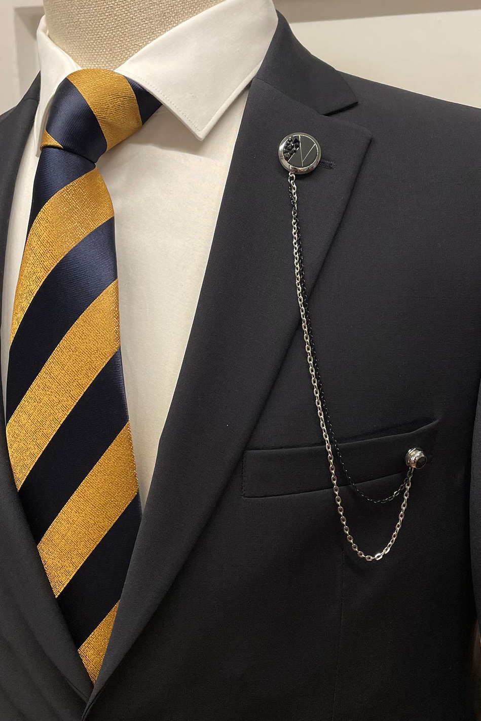 Siyah Taşlı Zincirli Gümüş Renk Ceket Yaka İğnesi YI393